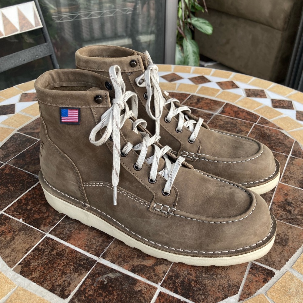 Womens Danner Bull Run Lux Moc Toe Boots, size 8